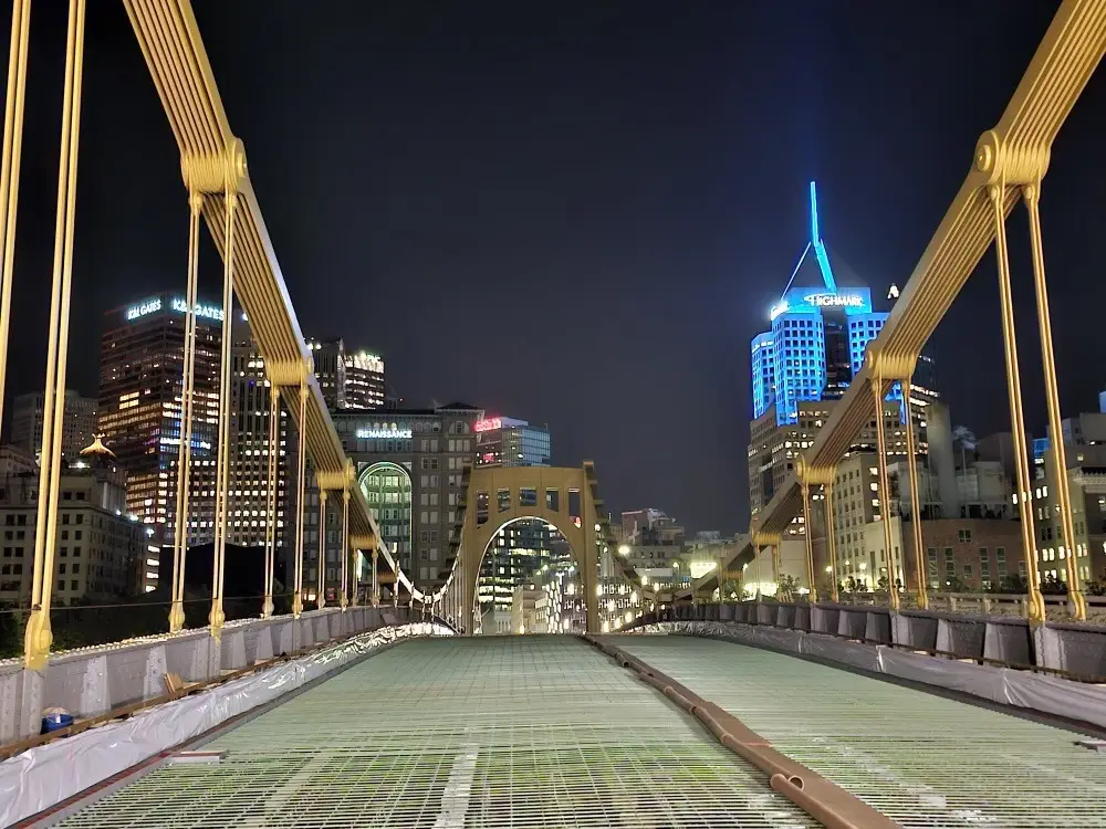 Roberto Clemente (Sixth Street) Bridge
